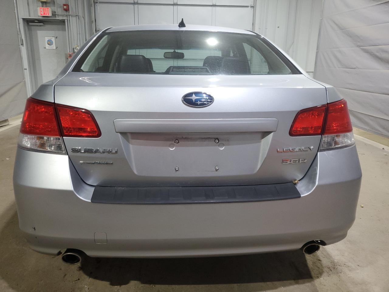 2012 Subaru Legacy 3.6R Limited - Фото 6
