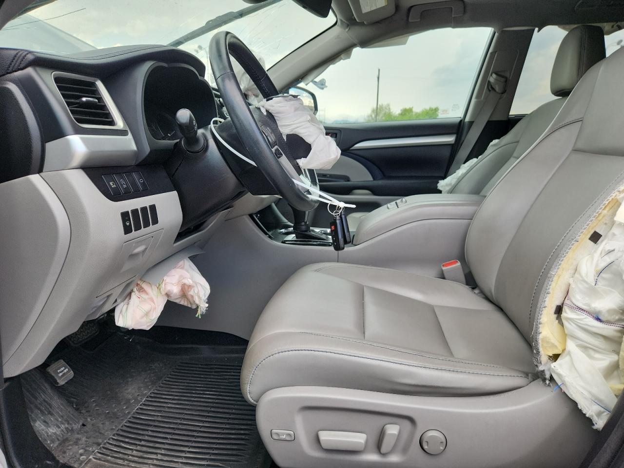 2018 Toyota Highlander Se - Фото 7