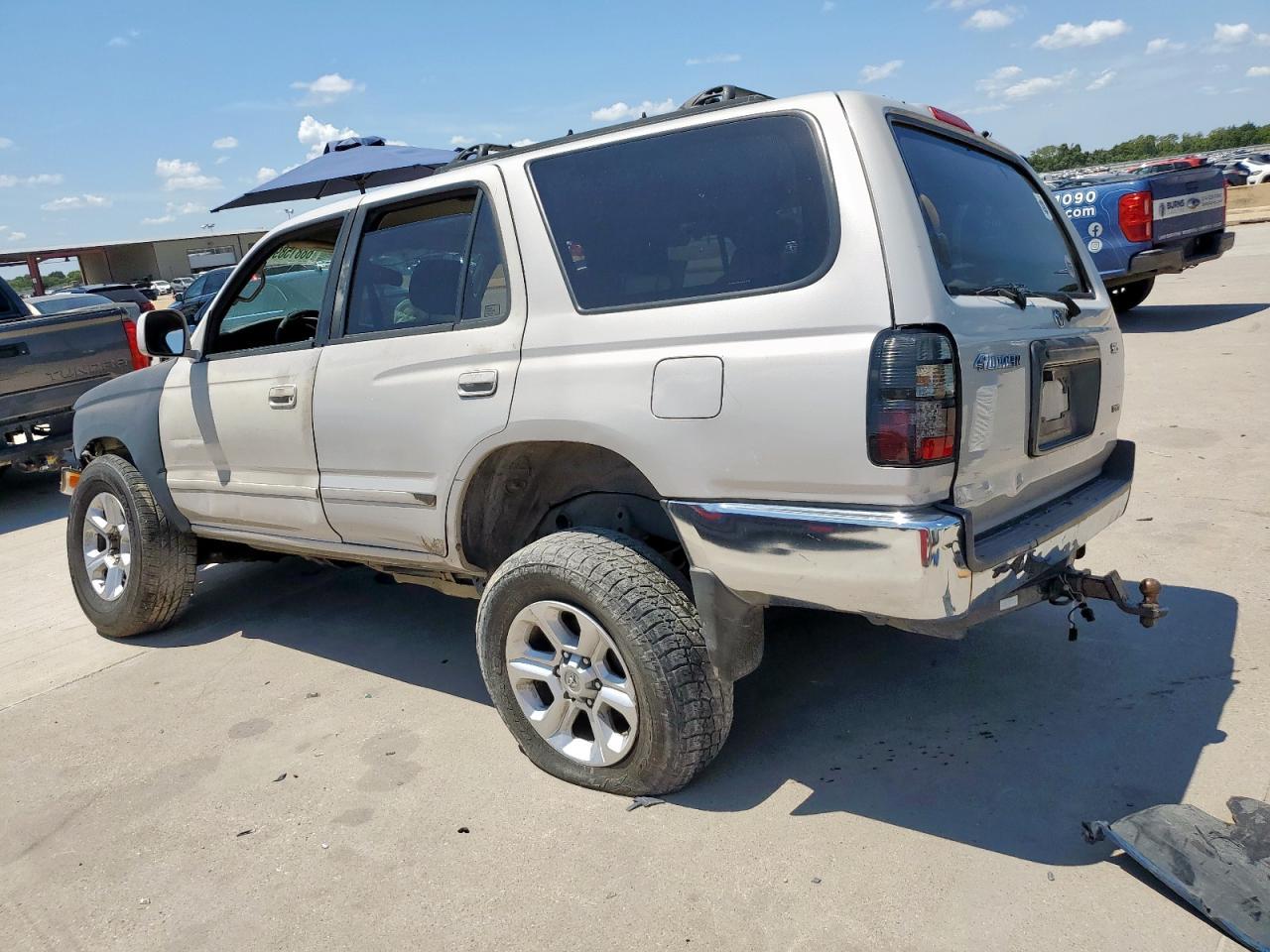2000 Toyota 4Runner Sr5 - Фото 2