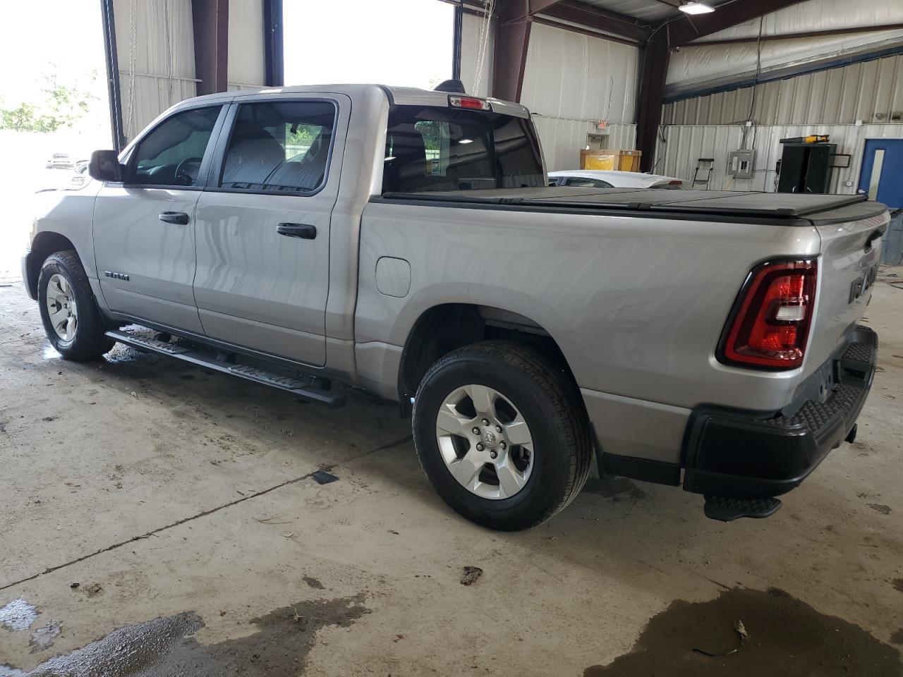 2025 Ram 1500 Tradesman - Фото 2