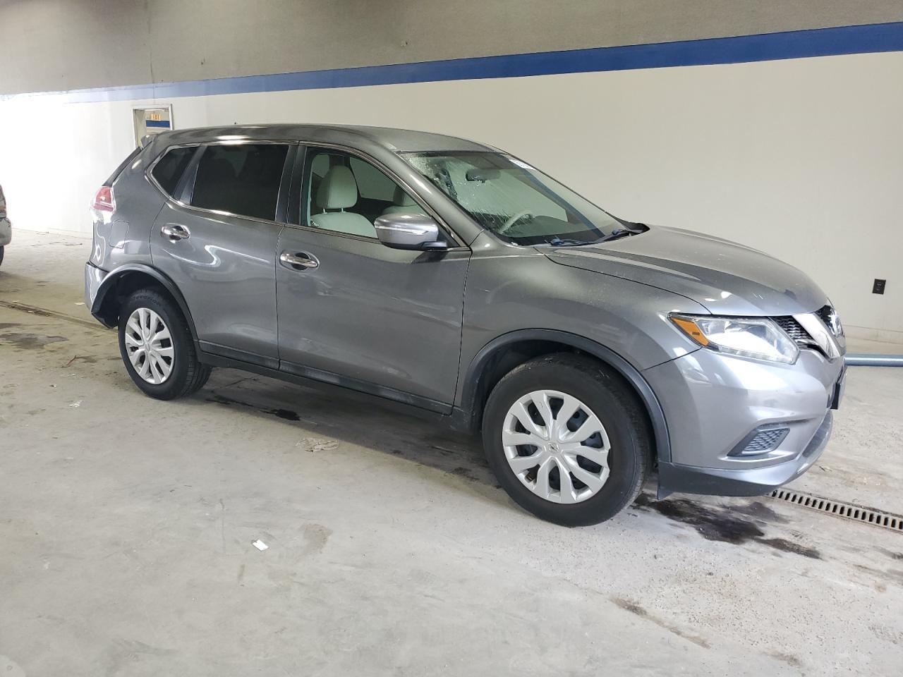 2015 Nissan Rogue S - Фото 4