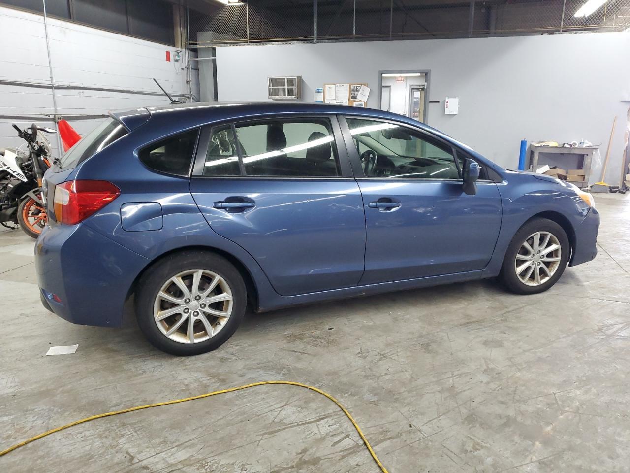 2013 Subaru Impreza Premium - Image 3