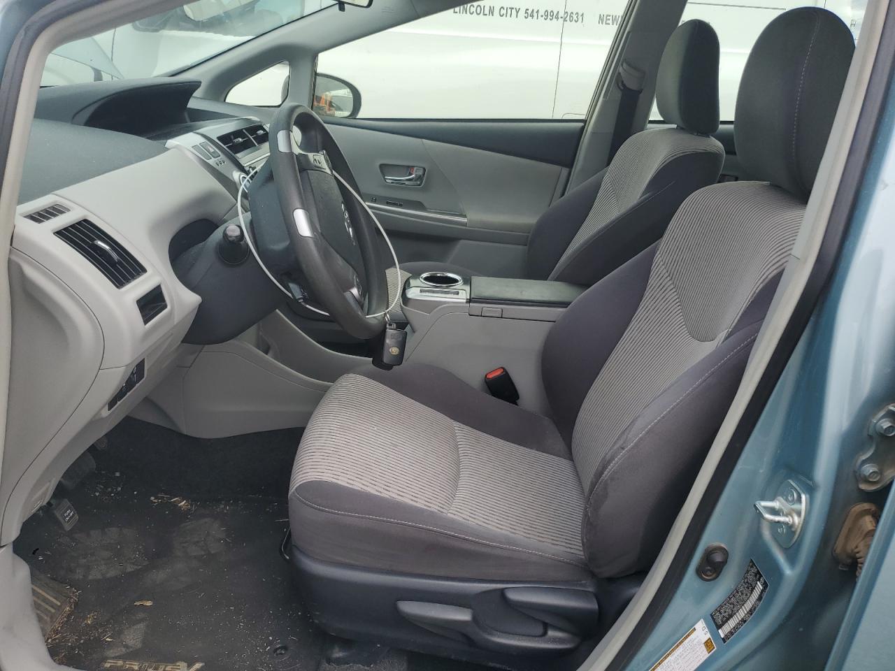 2017 Toyota Prius V - Фото 7