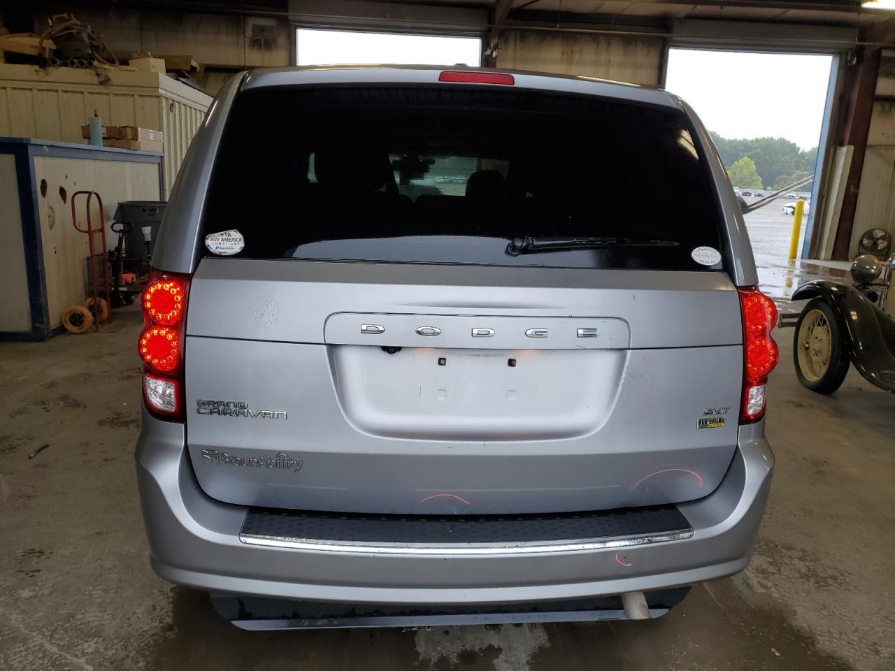 2018 Dodge Grand Caravan Sxt - Фото 6