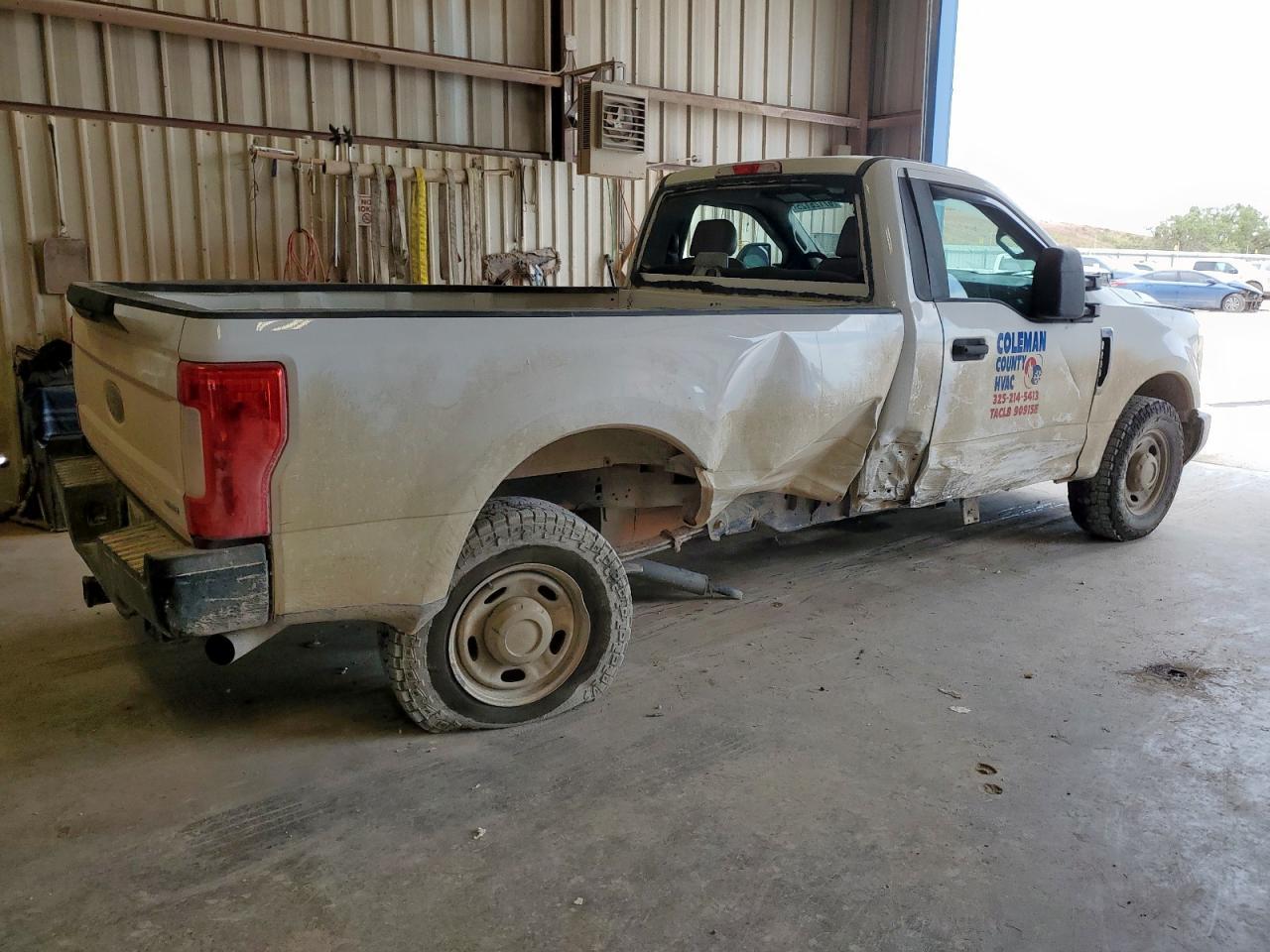 2018 Ford F250 Super Duty - Фото 3