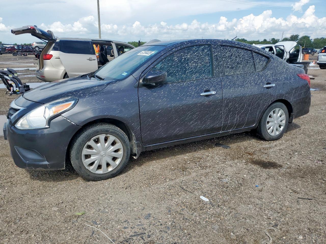 2015 Nissan Versa S