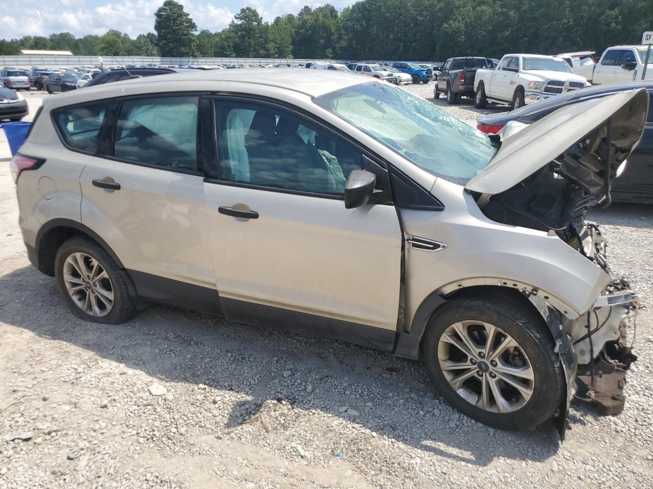 2018 Ford Escape S - Фото 4