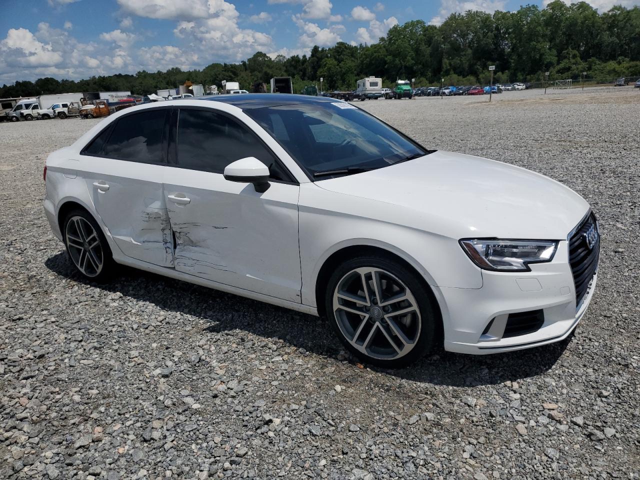 2018 Audi A3 Premium - Image 4
