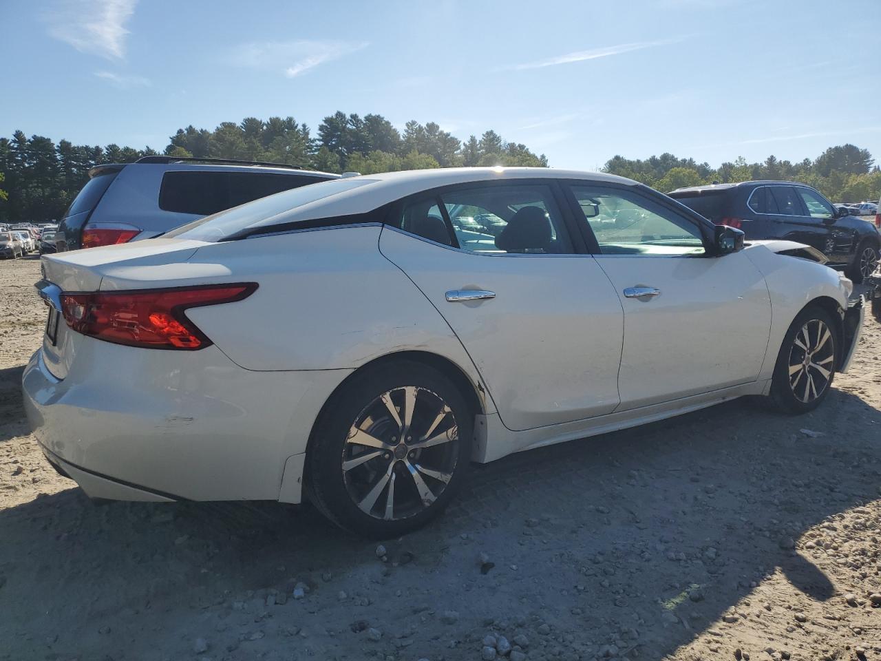 2017 Nissan Maxima 3.5S - Фото 3