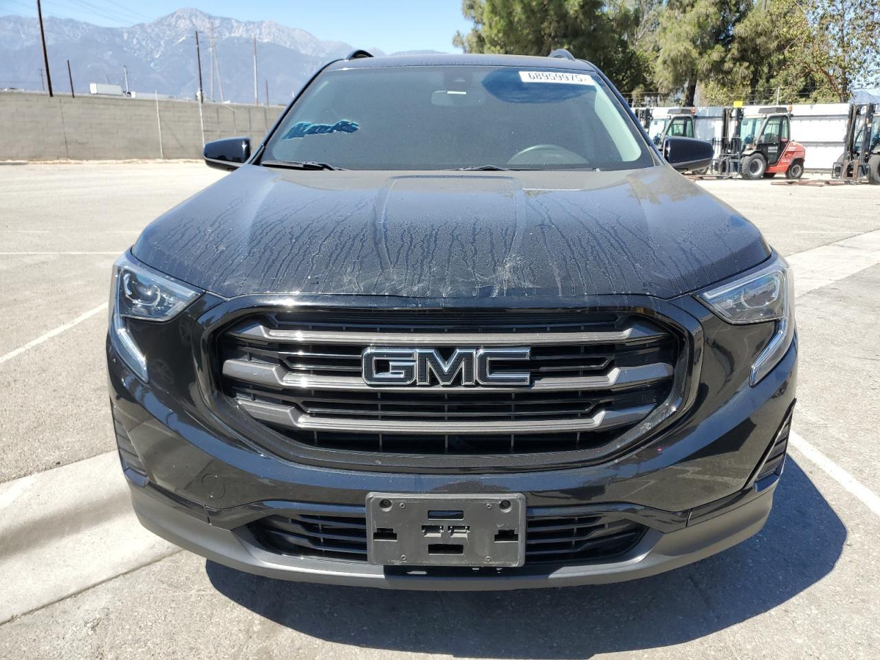 2021 GMC Terrain Sle - Image 5