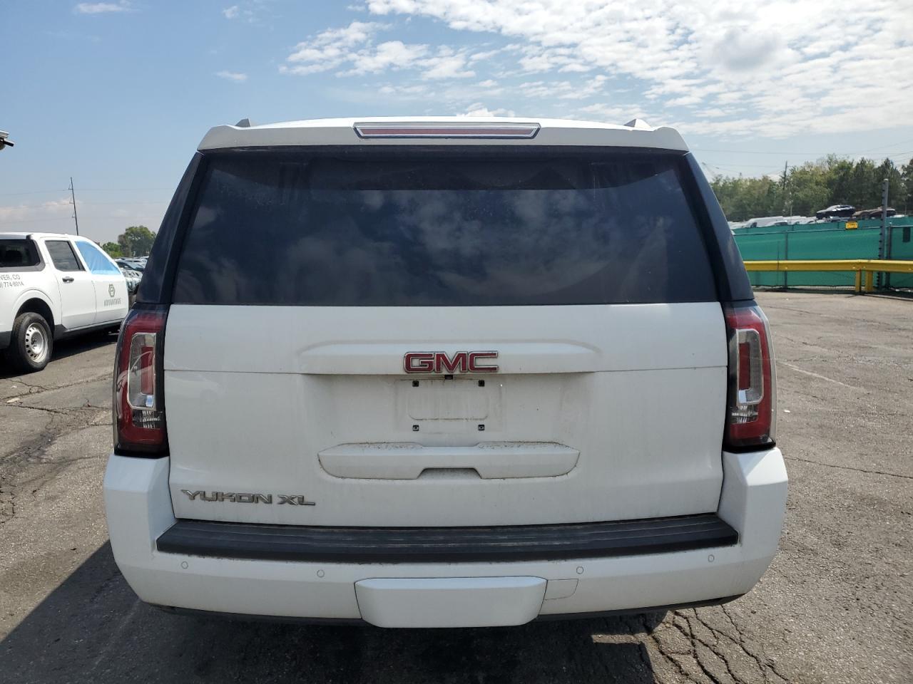 2017 GMC Yukon Xl K1500 Sle - Фото 6