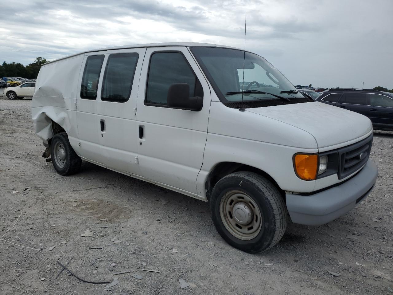 2006 Ford Econoline E150 Van - Фото 4