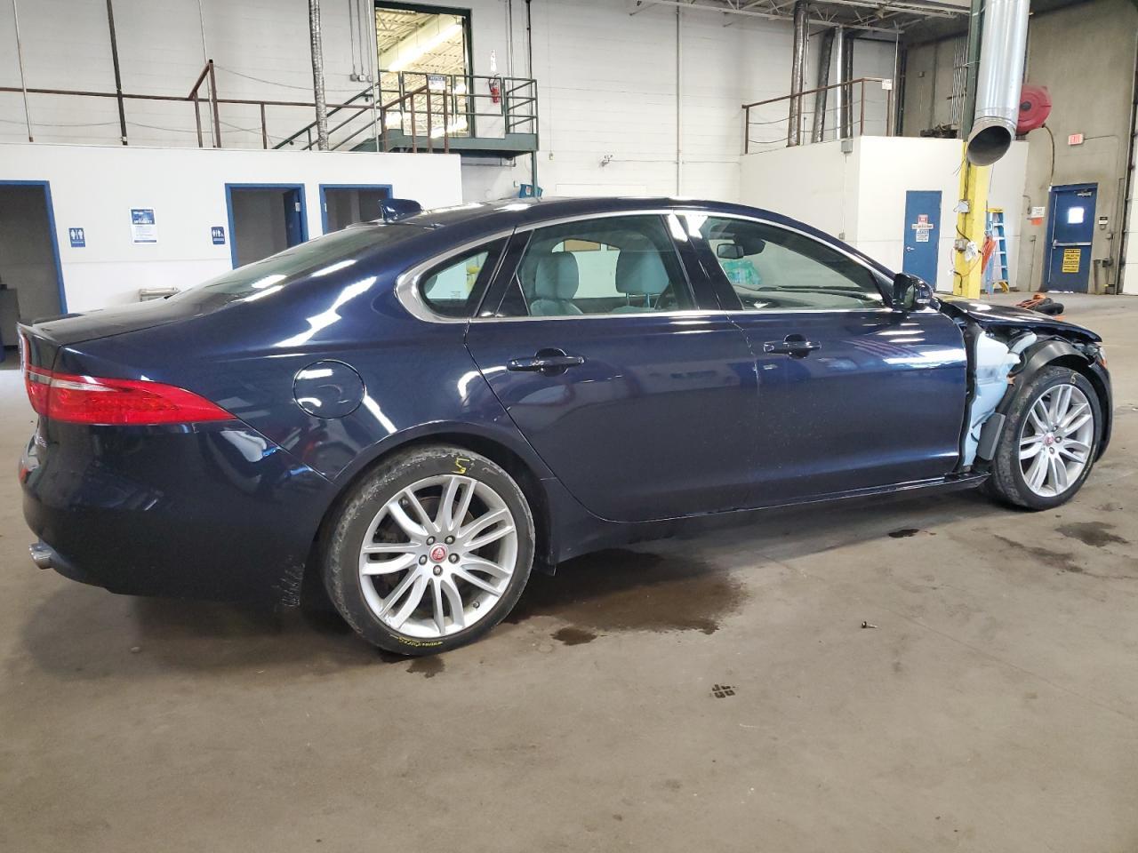 2016 Jaguar Xf Prestige Prestige - Фото 3