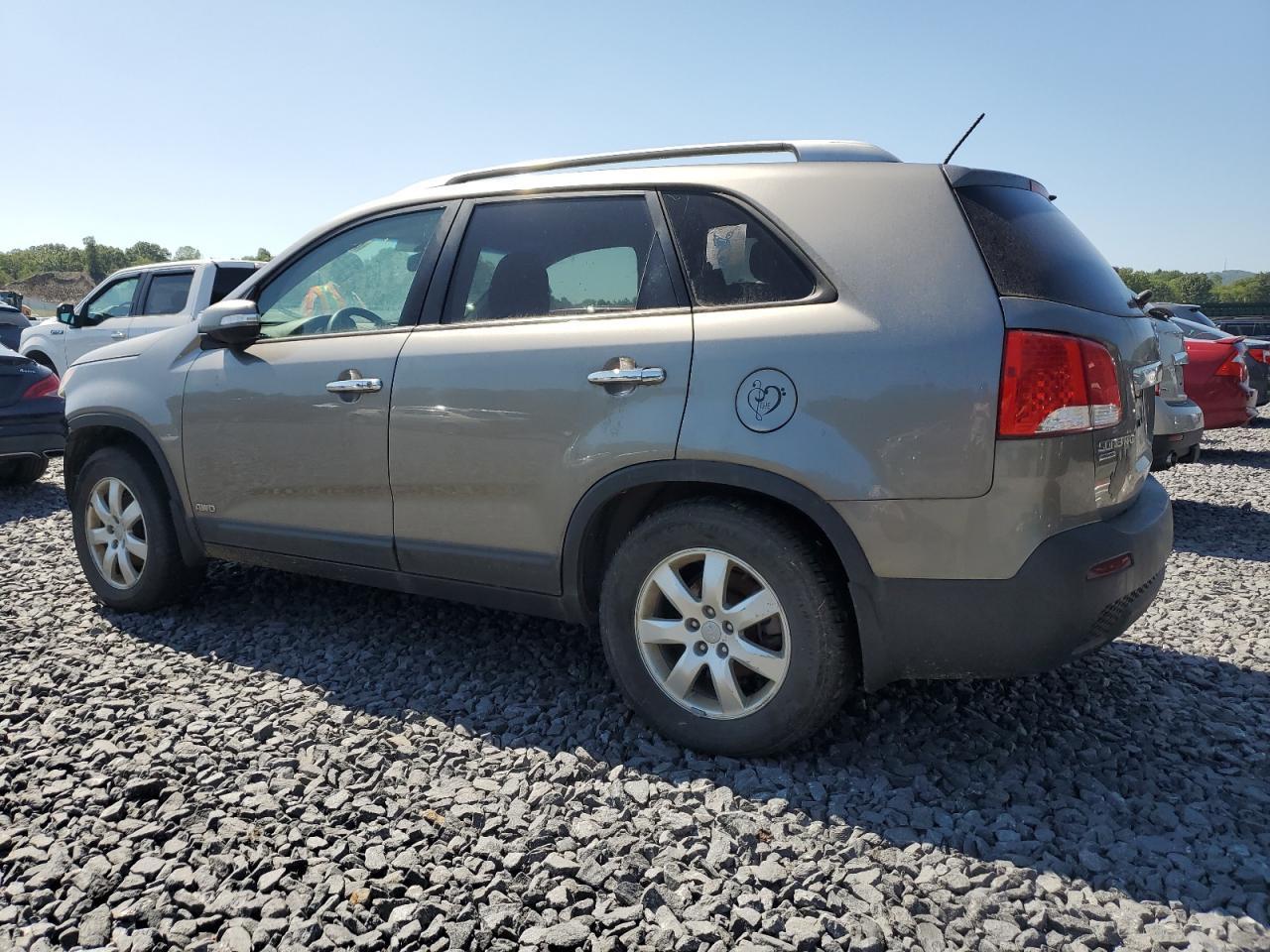 2013 Kia Sorento Lx - Фото 2