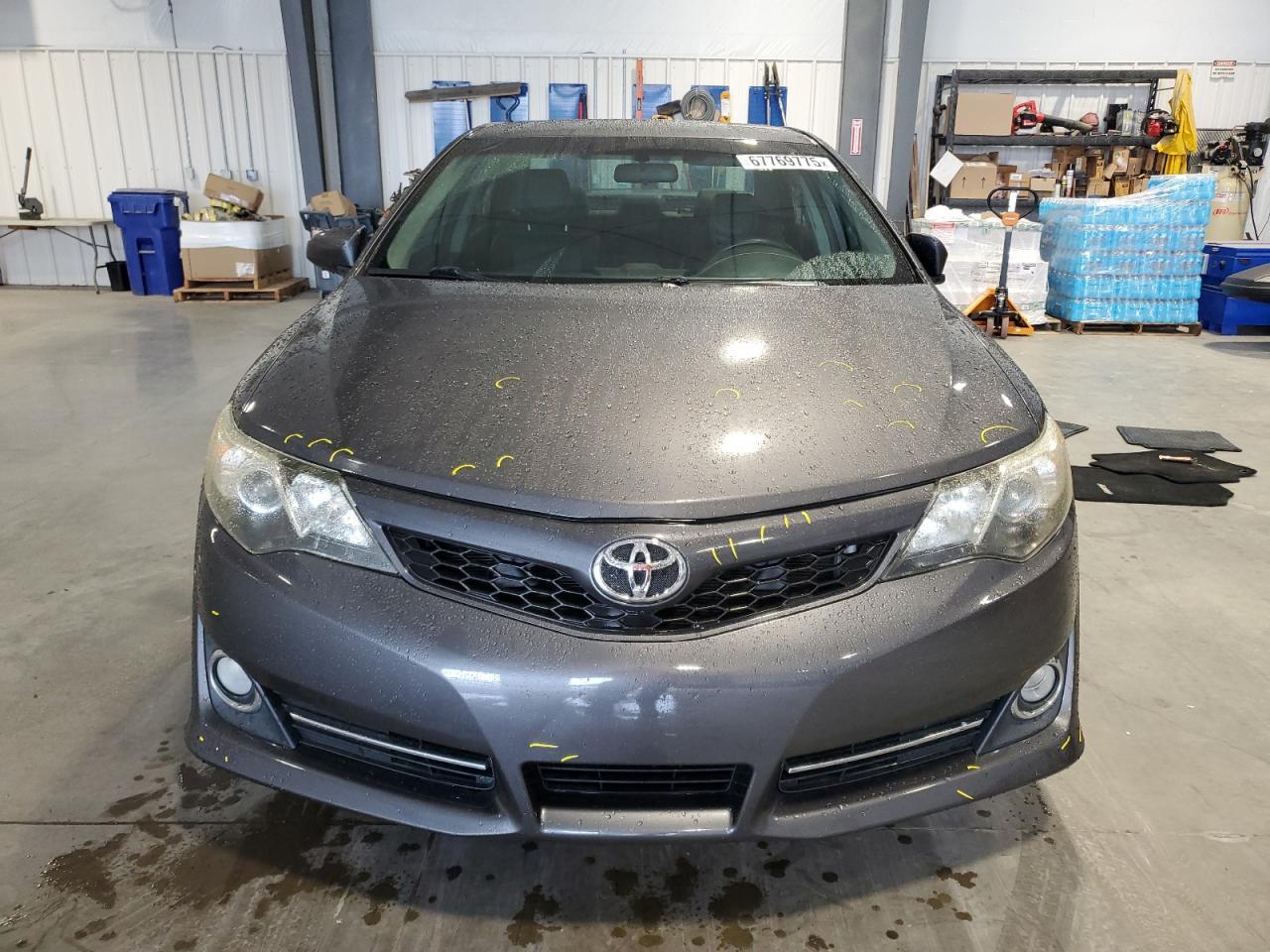 2012 Toyota Camry Base - Фото 5