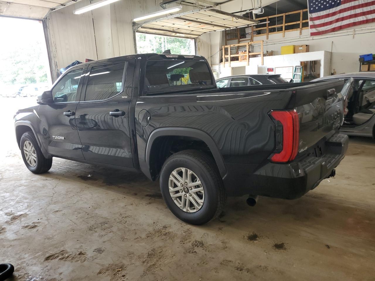 2025 Toyota Tundra Crewmax Sr - Фото 2