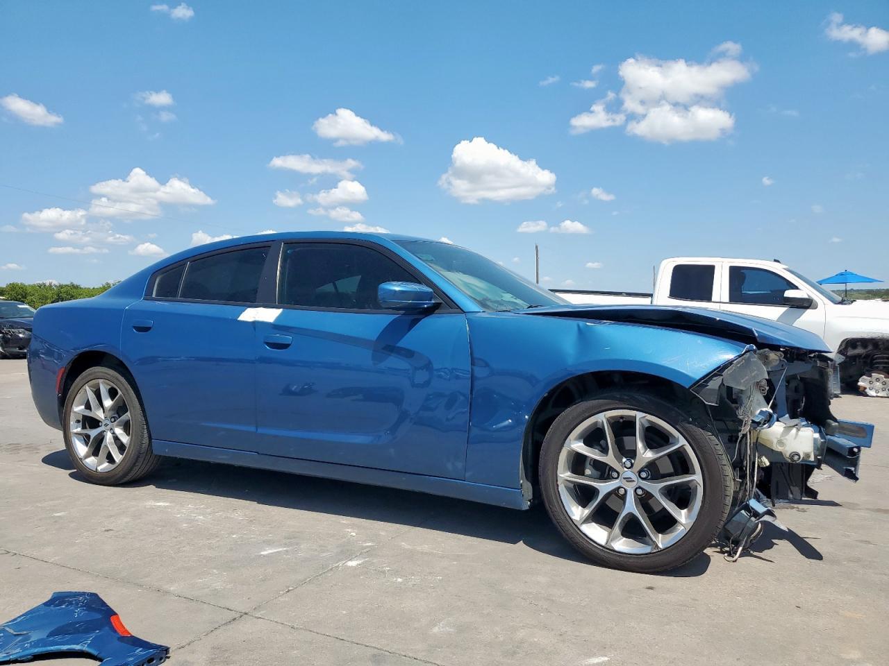 2021 Dodge Charger Sxt - Image 4