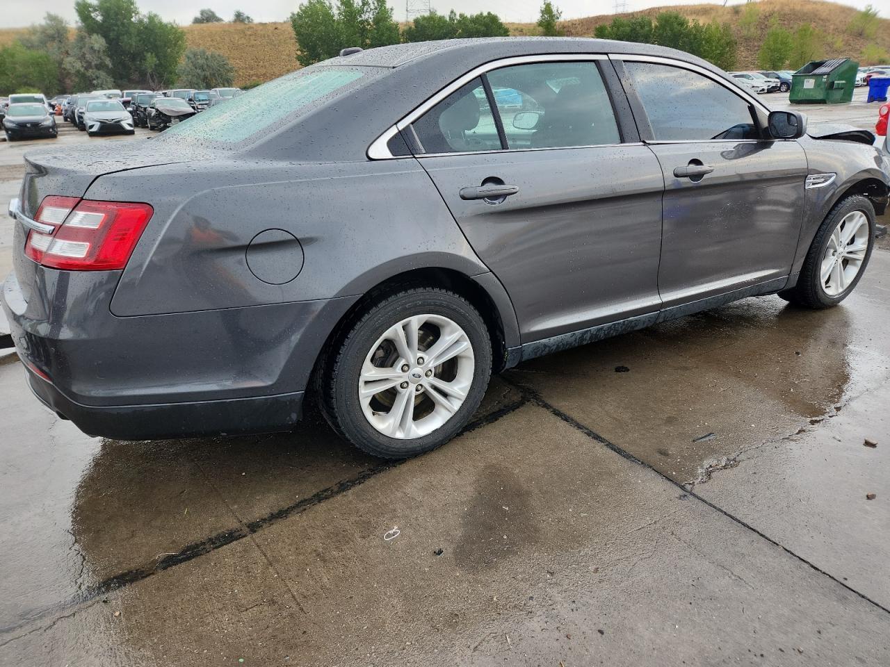 2016 Ford Taurus Sel - Image 3