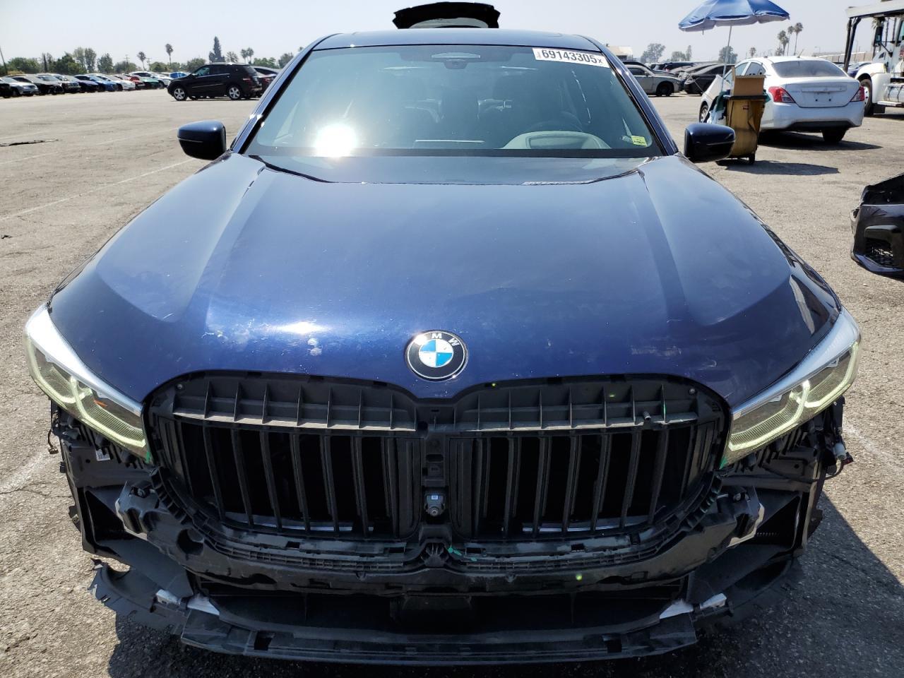 2022 BMW 740 I - Фото 5