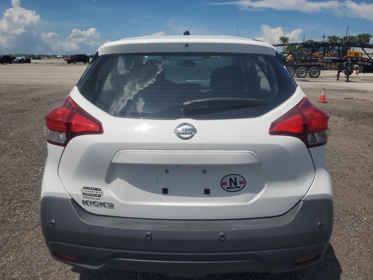 2020 Nissan Kicks S - Image 6