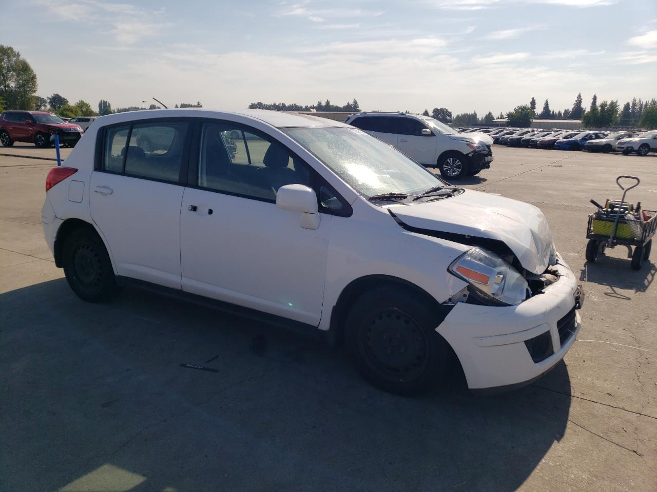 2009 Nissan Versa S - Фото 4