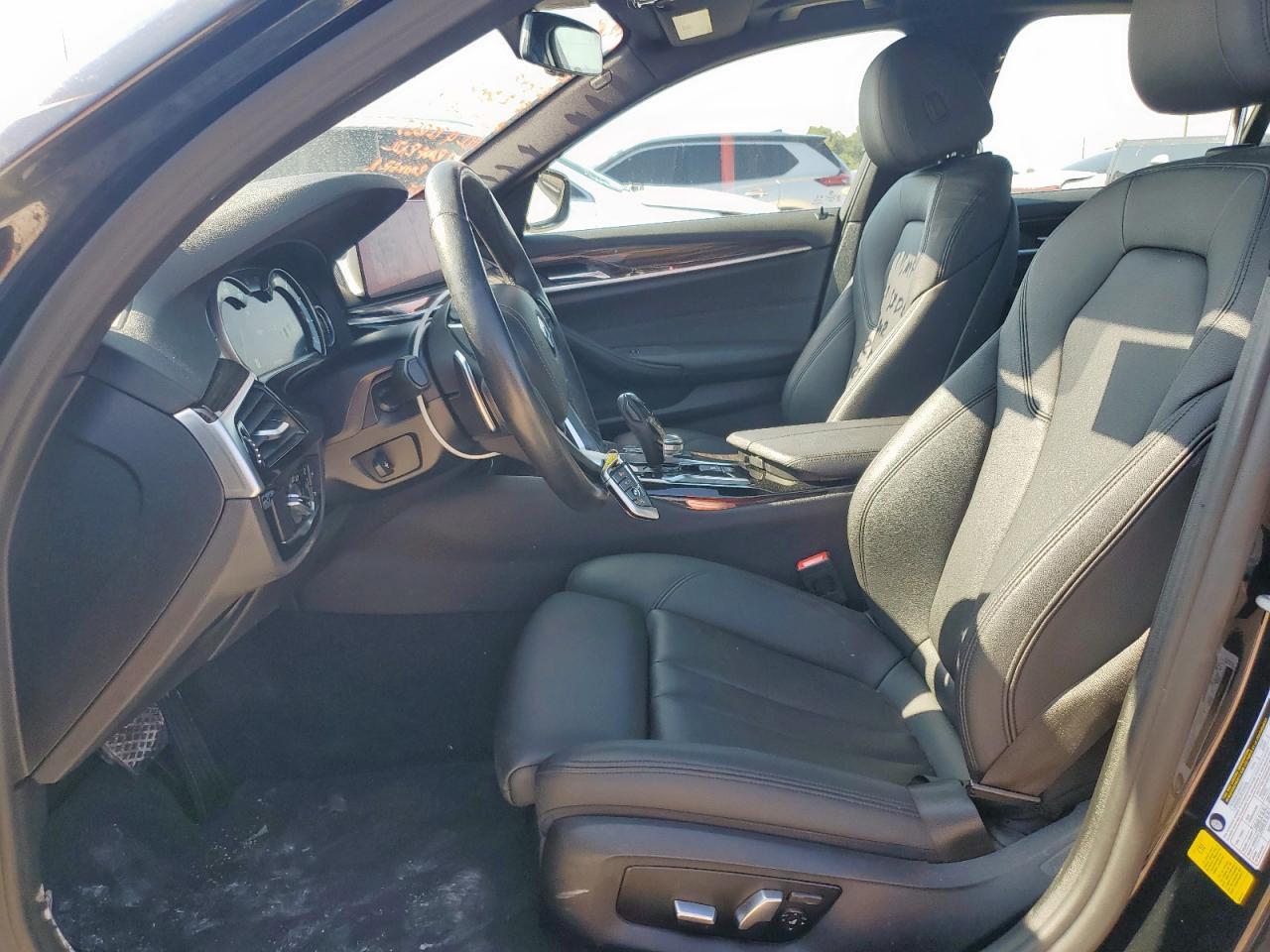 2019 BMW 530 I - Фото 7