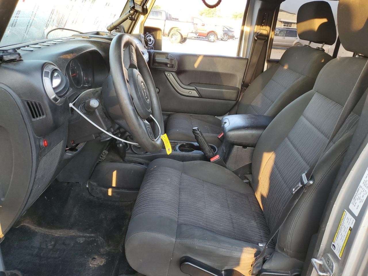 2012 Jeep Wrangler Unlimited Sport - Фото 7