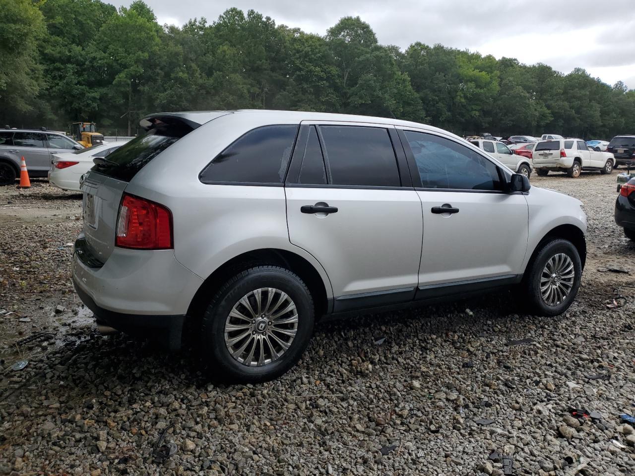 2013 Ford Edge Se - Image 3