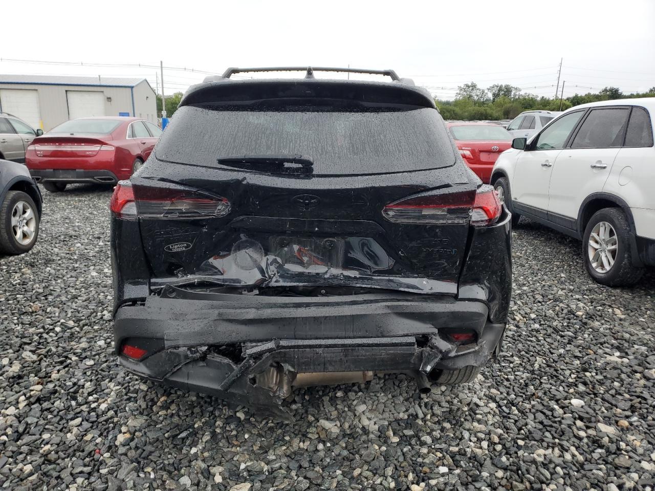 2024 Toyota Corolla Cross Se - Image 6