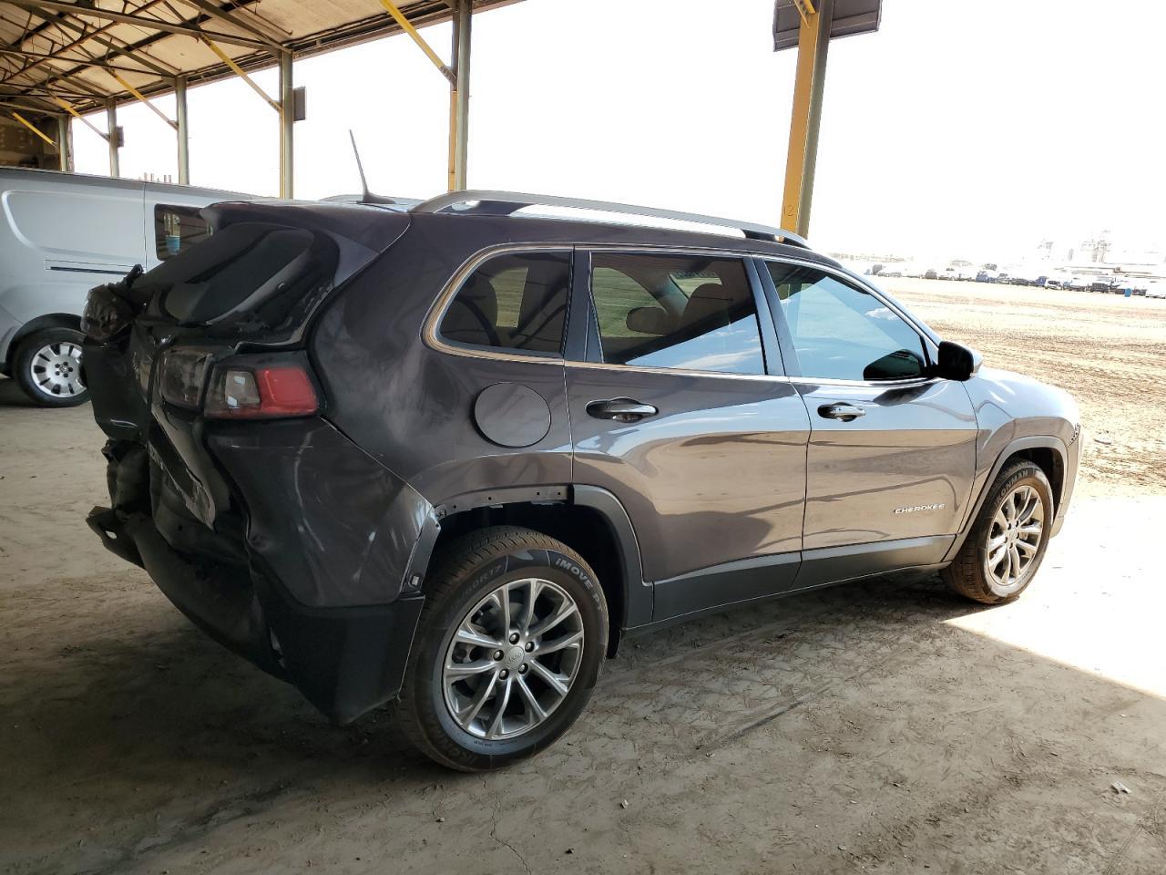 2020 Jeep Cherokee Latitude Plus - Фото 3