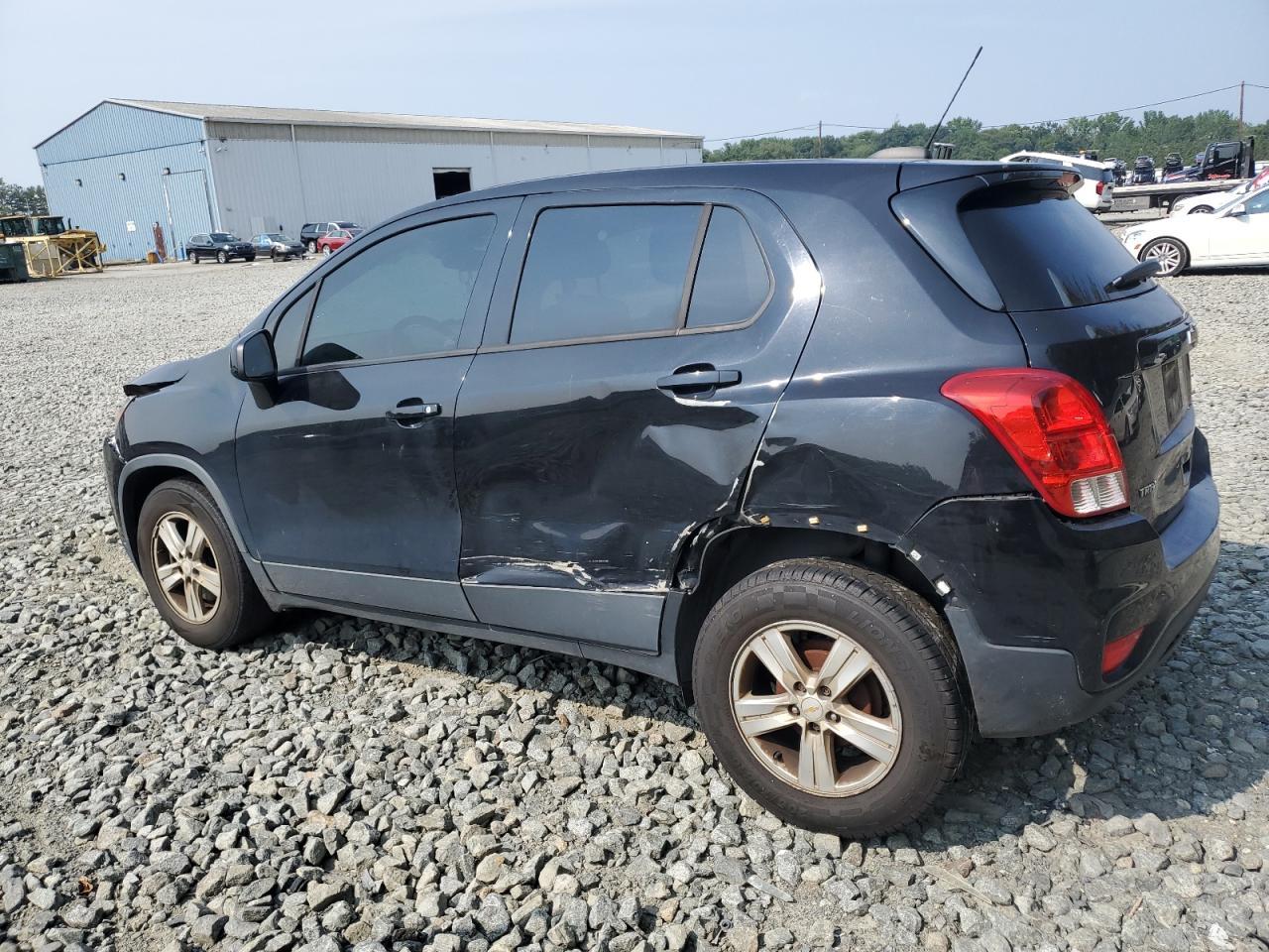 2020 Chevrolet Trax Ls - Фото 2