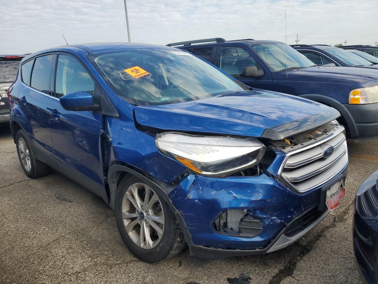 2019 Ford Escape Se - Фото 4