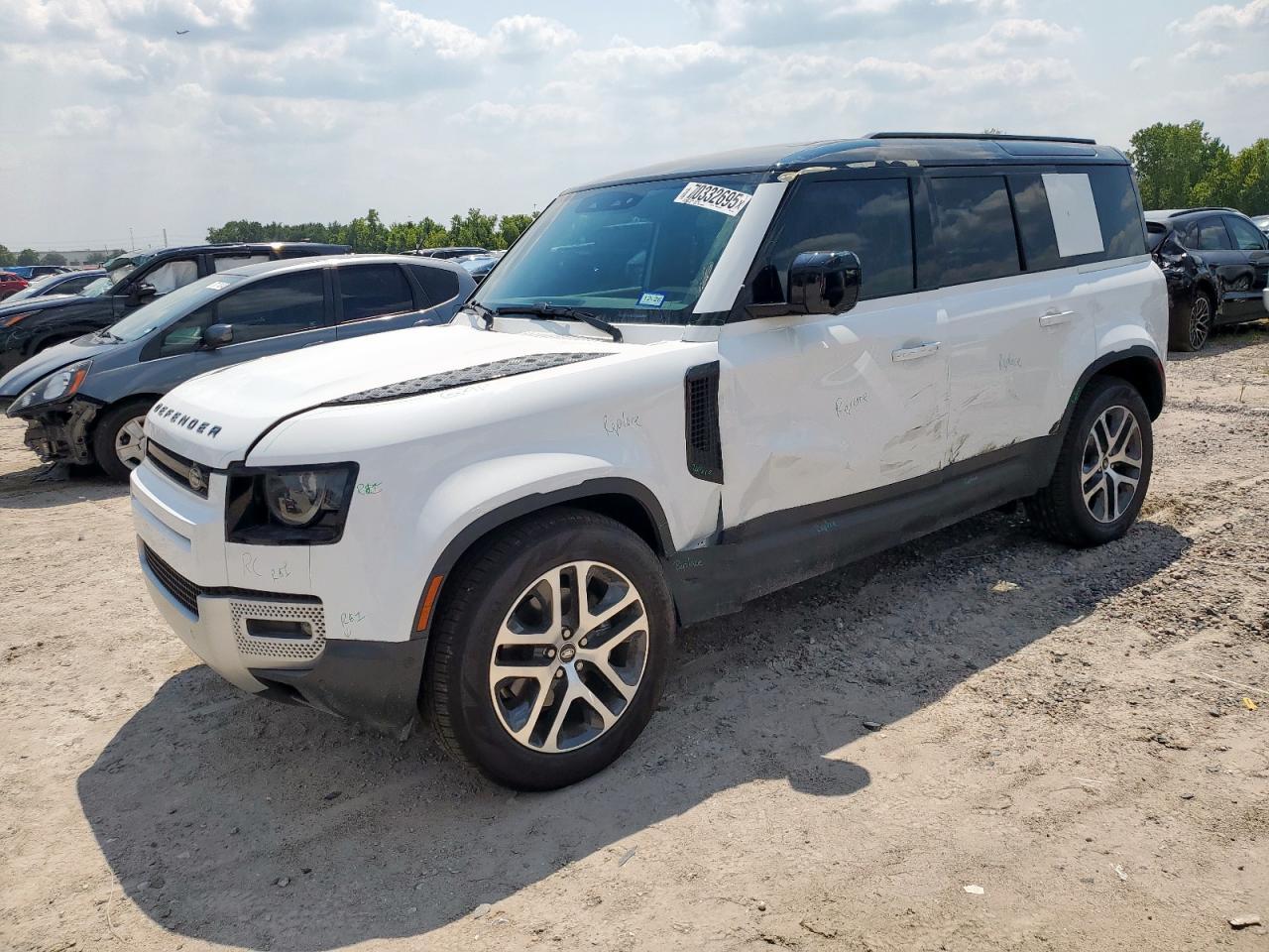 2025 Land Rover Defender 110 S