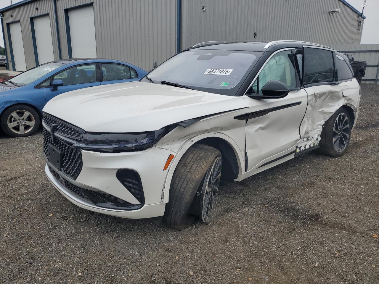 2025 Lincoln Nautilus Black Label