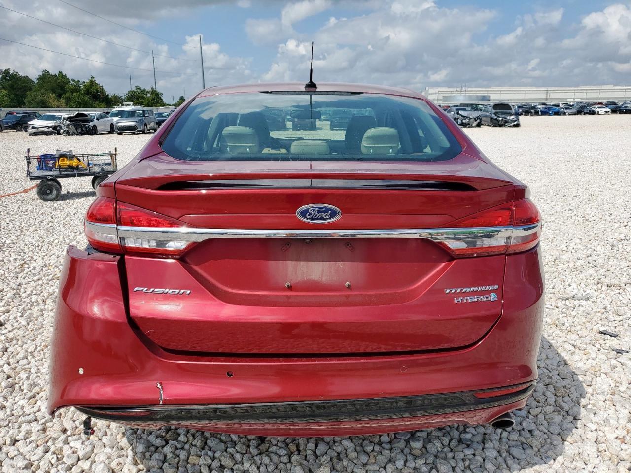 2018 Ford Fusion Titanium/Platinum Hev - Фото 6