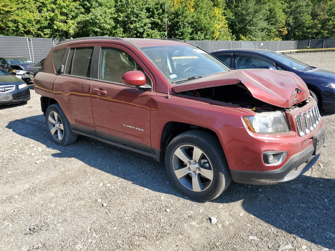 2016 Jeep Compass Latitude - Image 4