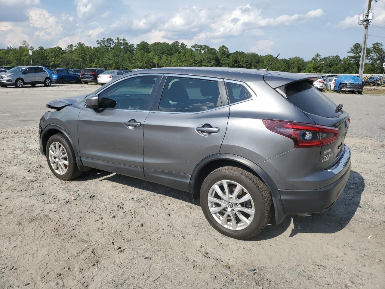 2021 Nissan Rogue Sport S - Фото 2