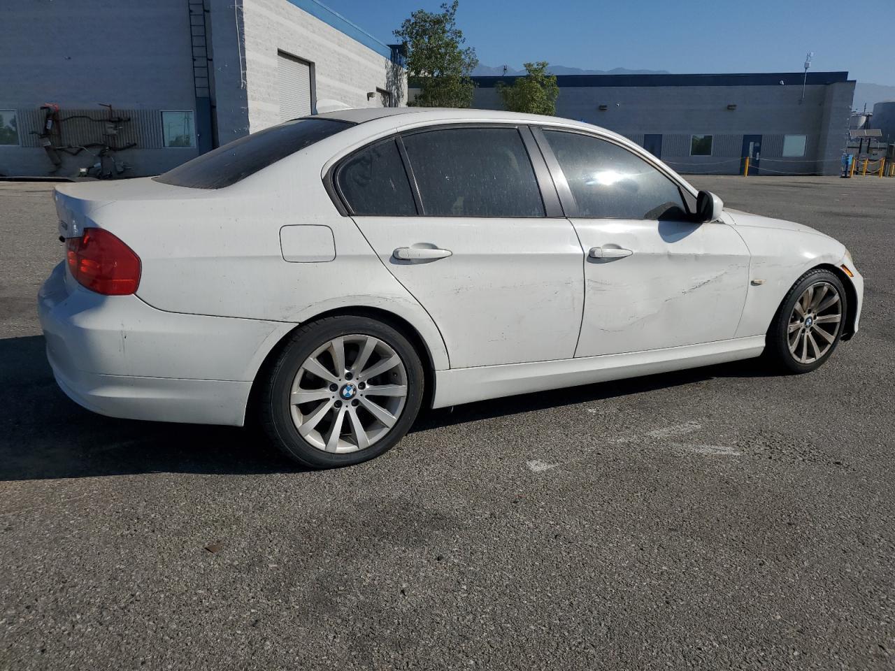2011 BMW 328 I Sulev - Фото 3