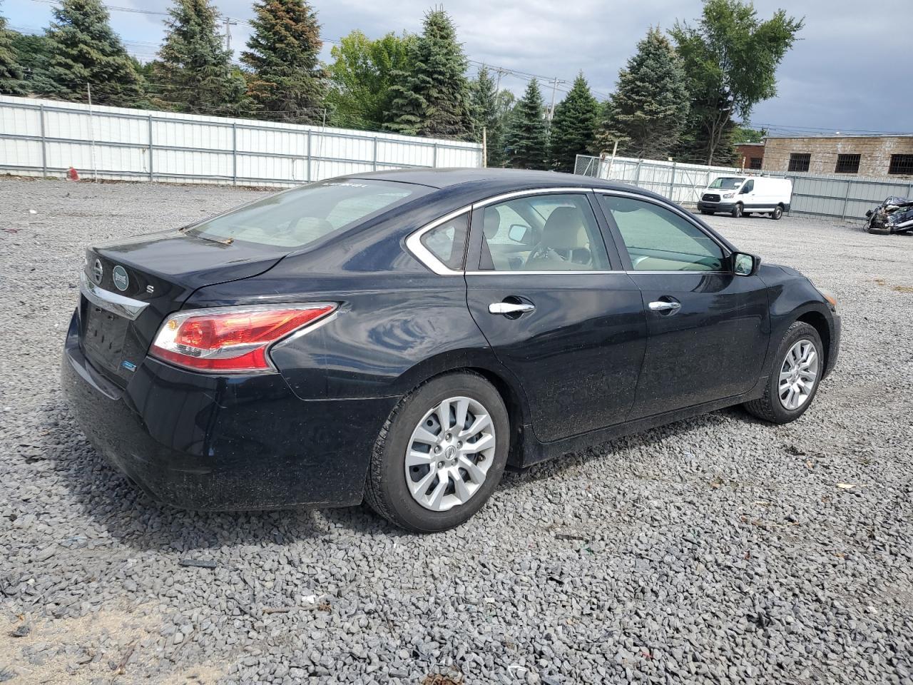 2014 Nissan Altima 2.5 - Image 3