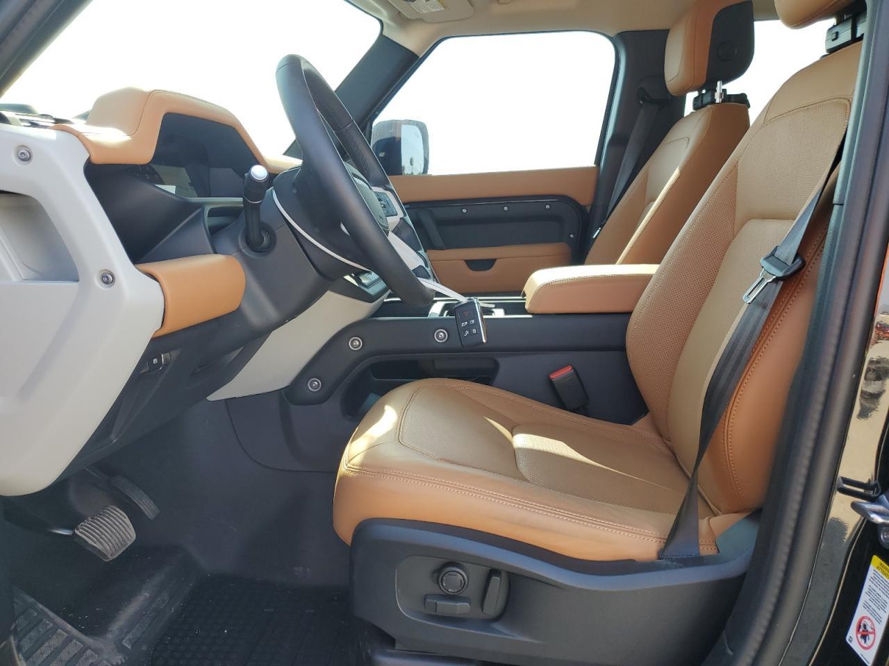 2024 Land Rover Defender 110 S - Фото 7