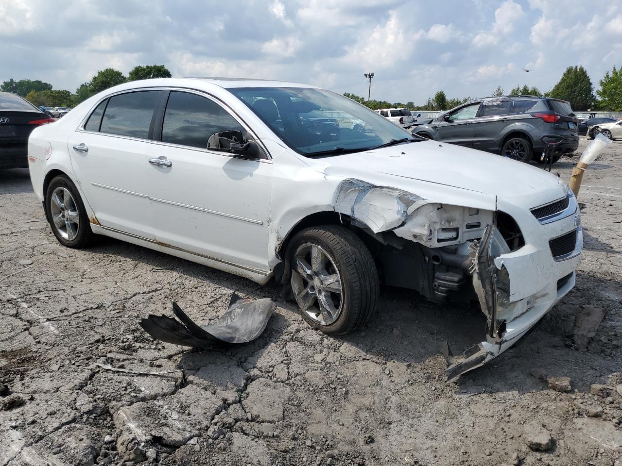 2012 Chevrolet Malibu 2Lt - Image 4