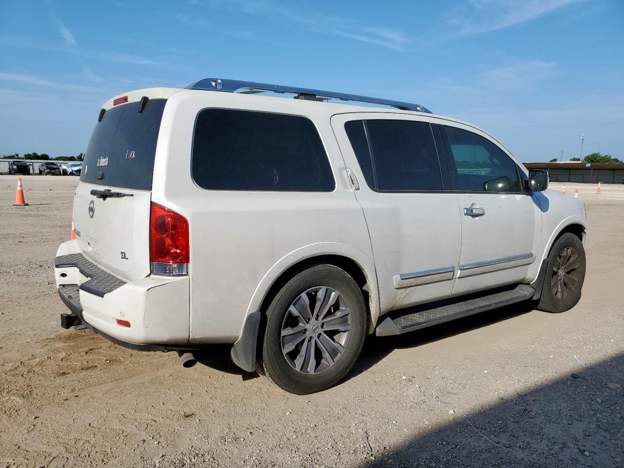 2015 Nissan Armada Sv - Фото 3