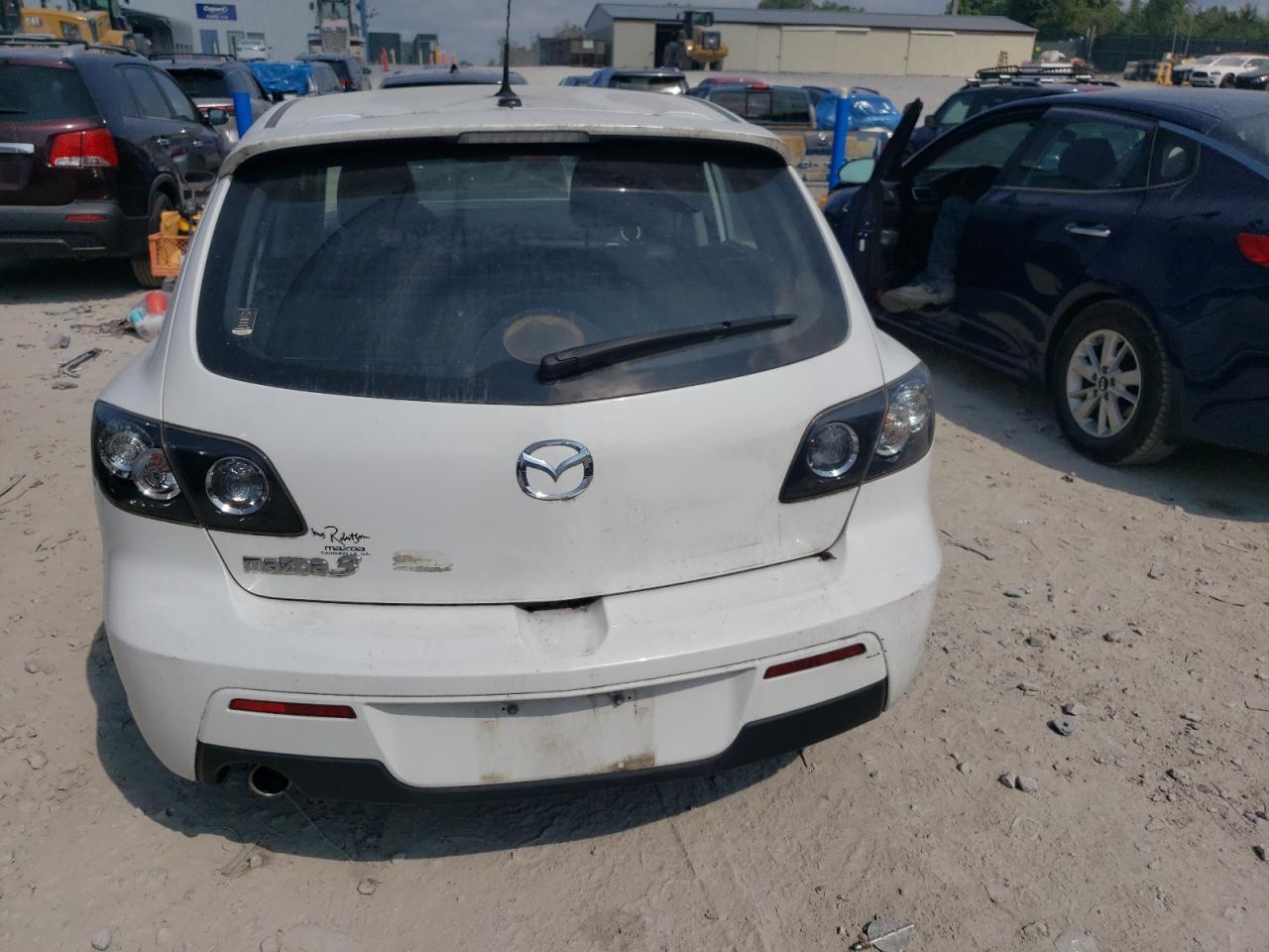 2007 Mazda 3 Hatchback - Image 6