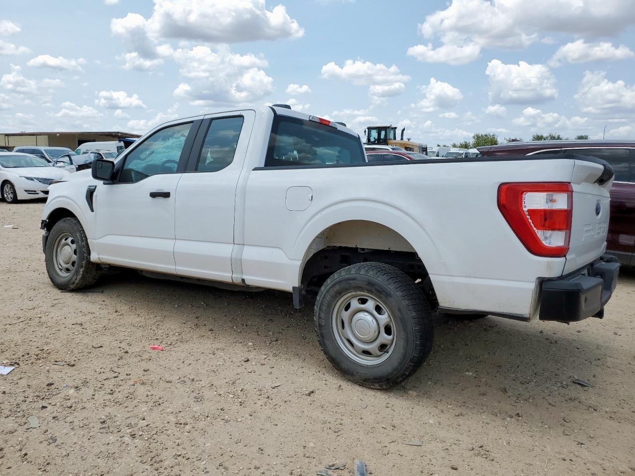 2022 Ford F150 Super Cab - Фото 2