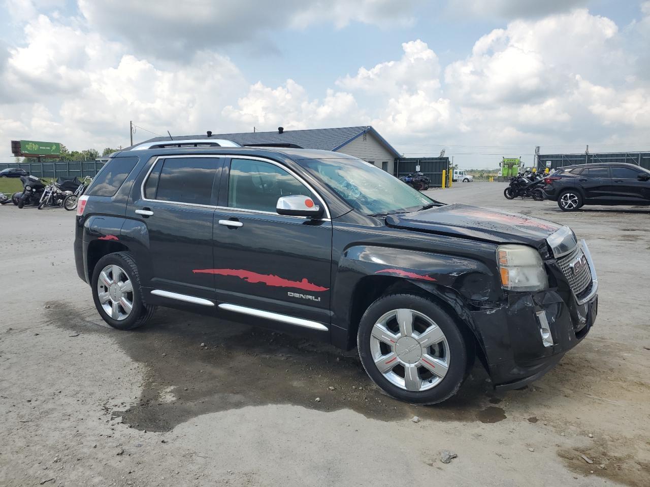 2013 GMC Terrain Denali - Image 4