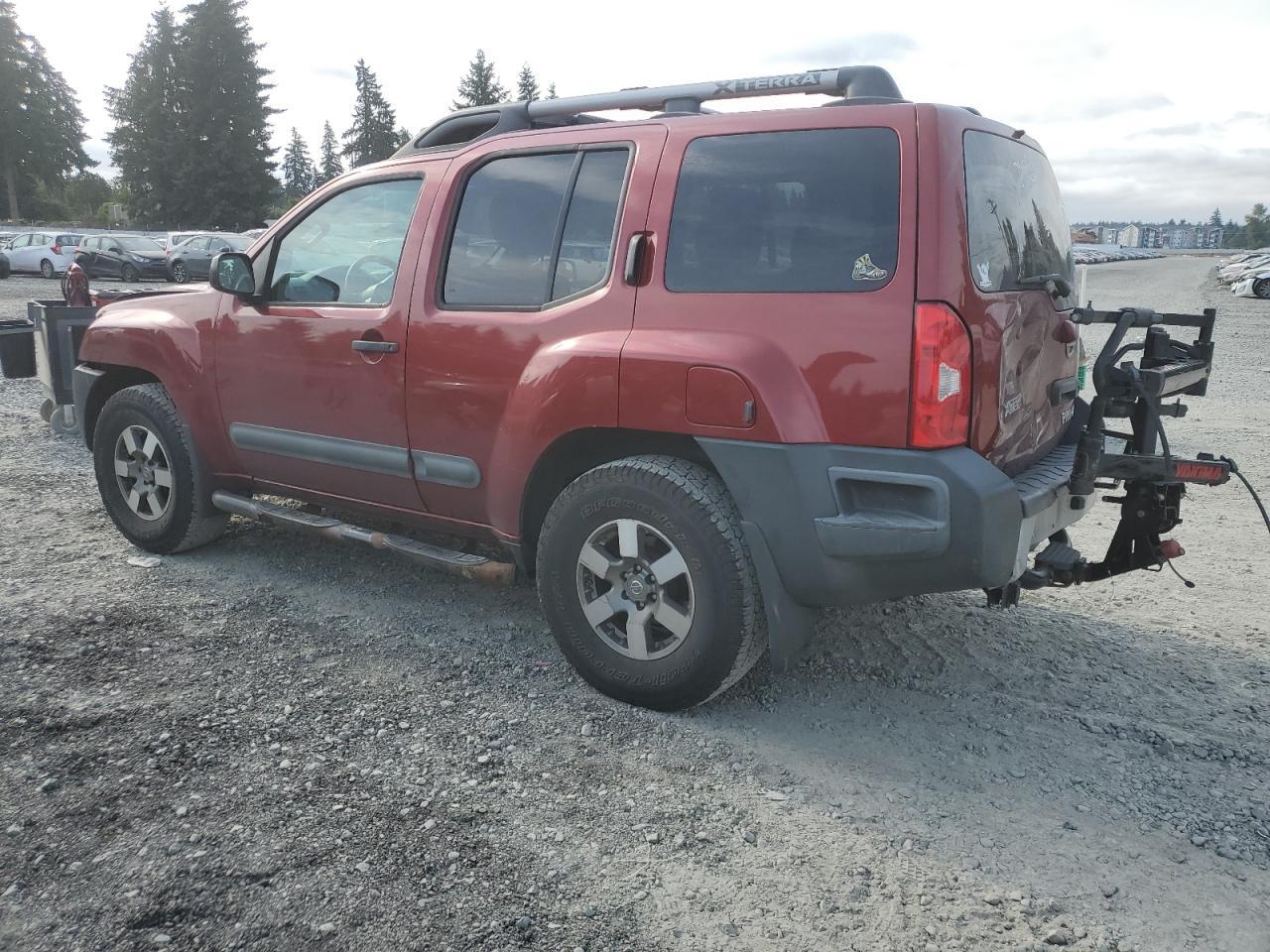 2013 Nissan Xterra X - Фото 2
