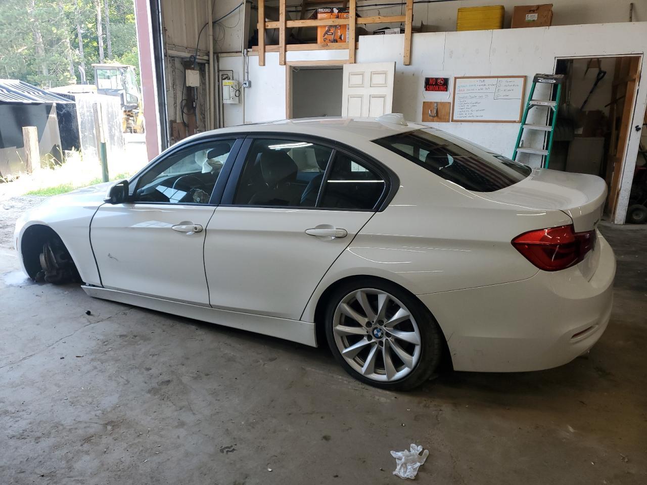 2018 BMW 320 Xi - Image 2