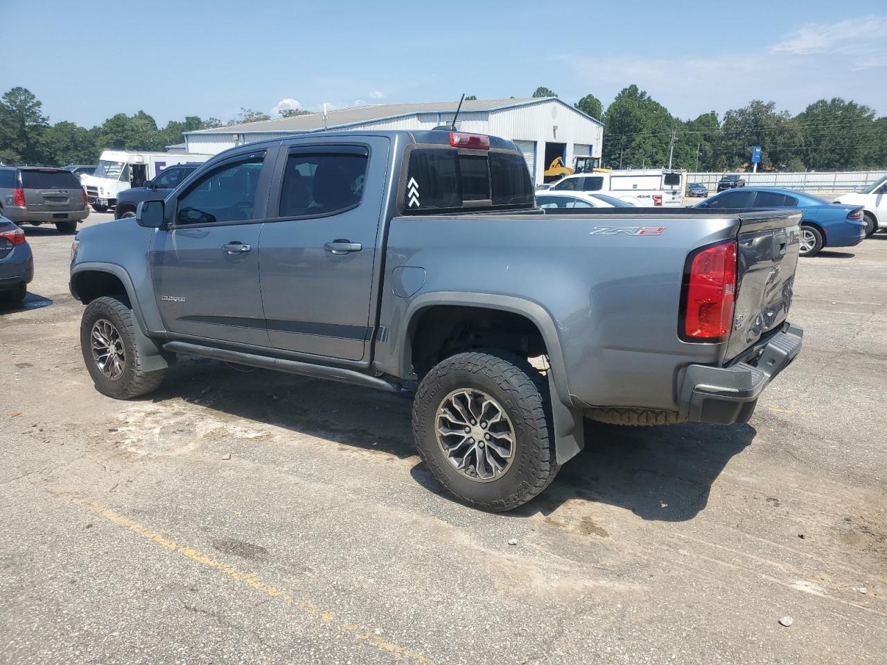 2019 Chevrolet Colorado Zr2 - Image 2