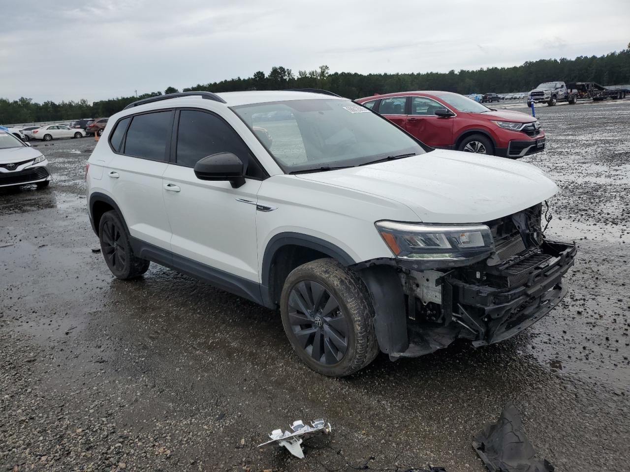 2022 Volkswagen Taos S - Фото 4