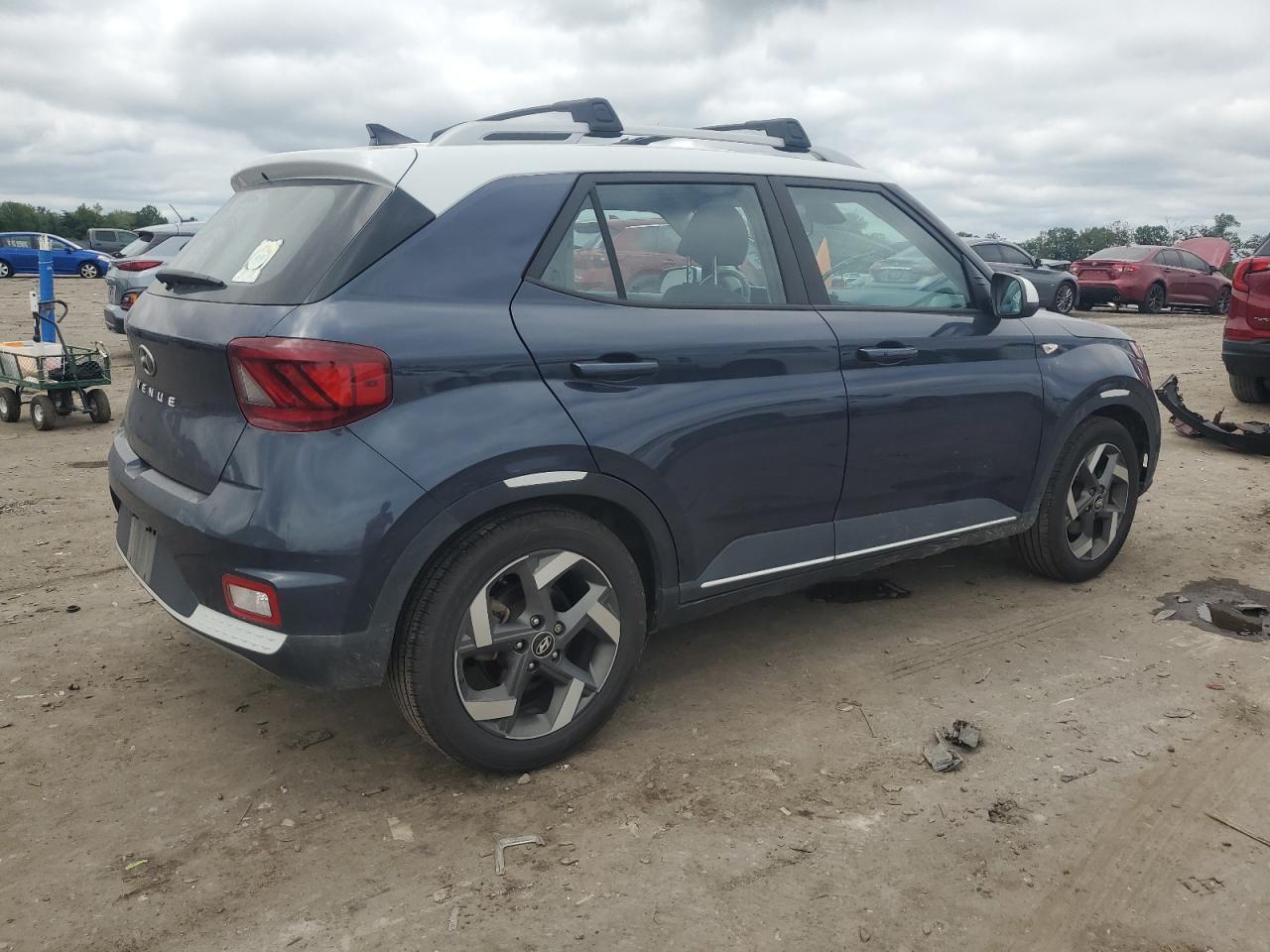 2021 Hyundai Venue Sel - Фото 3